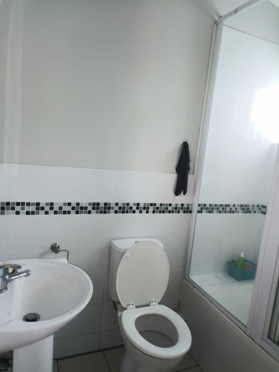 2 Bedroom Property for Sale in Parsonsvlei Eastern Cape